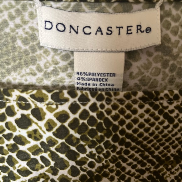 Doncaster snake print dress - Picture 2 of 3